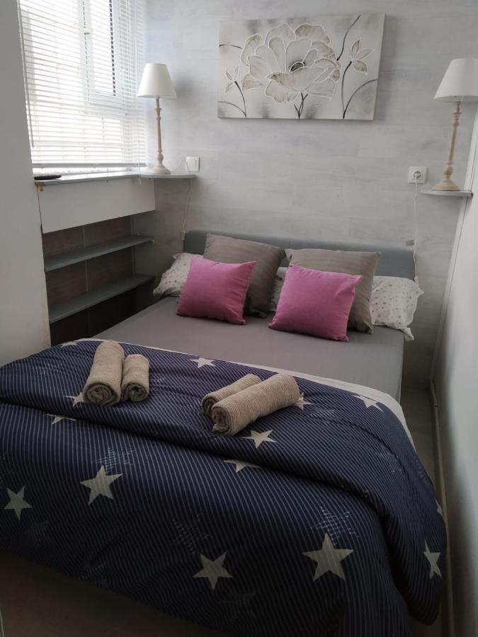 Апартаменти Charme Et Cocooning A La Plage Ла-Пінеда Екстер'єр фото